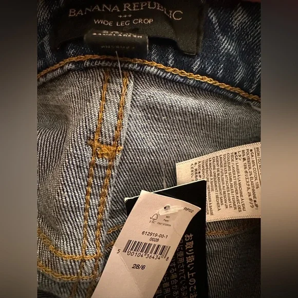 NWT Banana Republic Wide Leg Crop Cuffed Jeans Size 28/6 - Picture 8 of 11